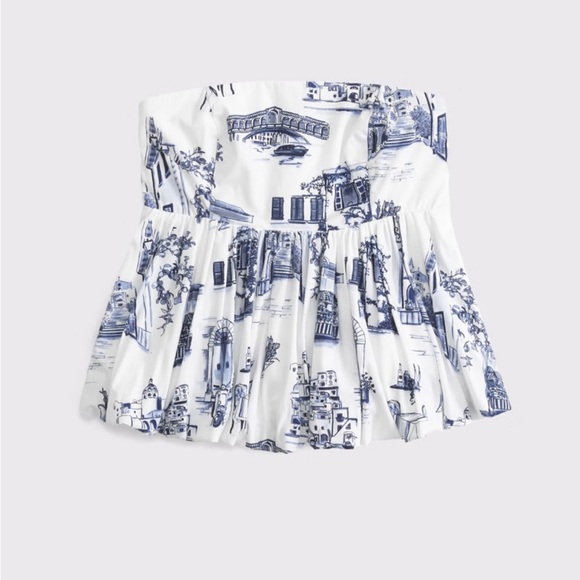 Abercrombie & Fitch Tops - A&F Strapless Bubble Hem Top XS